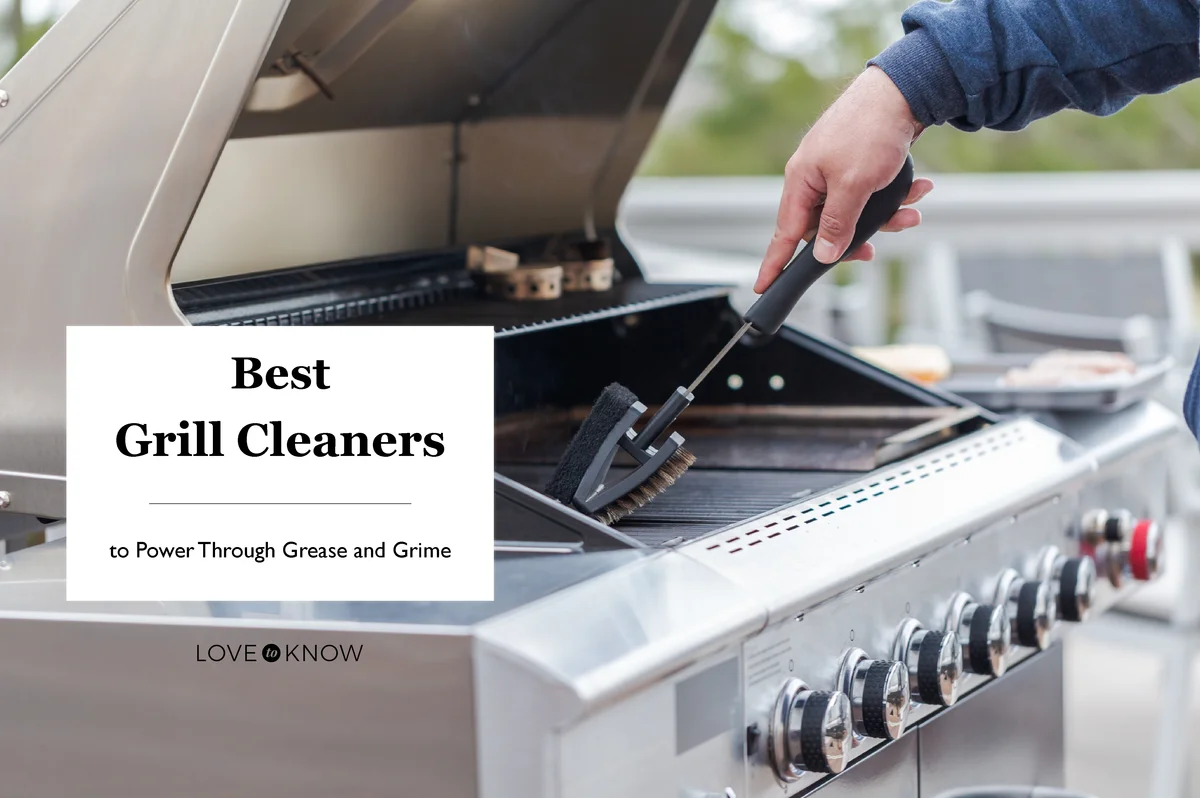 Cleaning outdoor gas grill