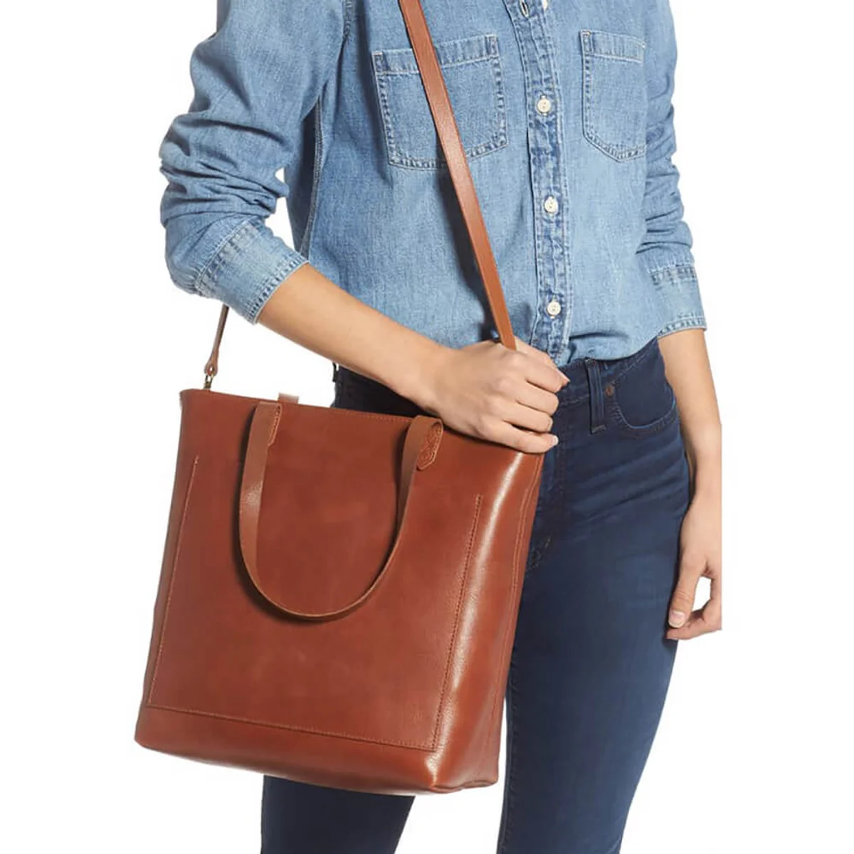 The Zip-Top Medium Transport Leather Tote